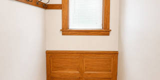 Beautifully Preserved 4 Bed | 2 Bath House in Saint Paul Gallery 15