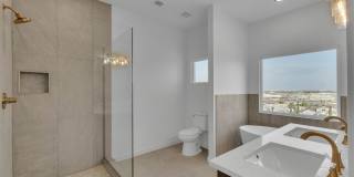 2bed/2.5bath Modern Townhomes! Gallery 157