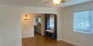 Euclid/Woodlawn Roommate Dream 4/3 home Gallery 4