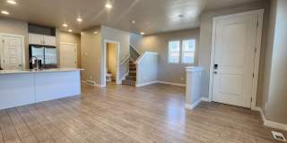 $2,000 OFF 4-bed, 3.5-bath Townhome Available Now! Gallery 1