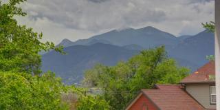 Westside Gem with Mountain Views, Hardwood Floors & AC! Gallery 5