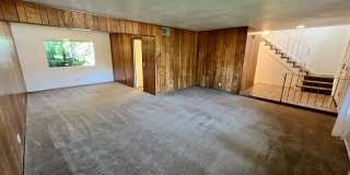 Spacious Home in Wonderful Davis Neighborhood! Spacious Home in Wonderful Davis Neighborhood! Gallery 17
