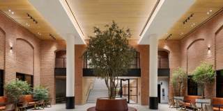 The Byron Gallery 28