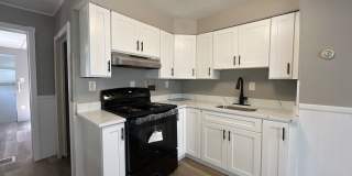 109-111 S Walnut Street Gallery 3