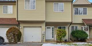 403 Union St Gallery 1