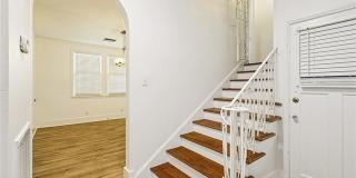 2410 GENTILLY Boulevard Gallery 7