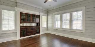 6/3 *West Campus* Walk to UT 6/3 *West Campus* Walk to UT Gallery 7