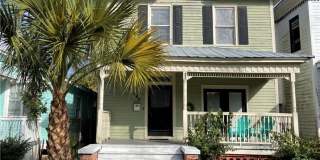 648 E Henry Street Gallery 1