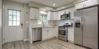 Bare 2BR/2BA Row Home in Baltimore – Ready for Immediate Move-In! Gallery 8