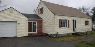 4-Bedroom Home for Rent Summer 2026 Gallery 1