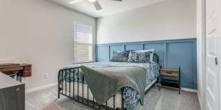 Beautiful Modern 2 story home! Gallery 33