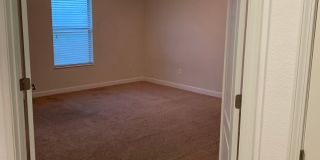 WYNDHAM LAKES ESTATES 4/2.5 HOME FOR RENT - LAKE VIEW! Gallery 25
