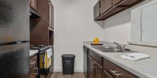 Hollytree Apartments Gallery 22