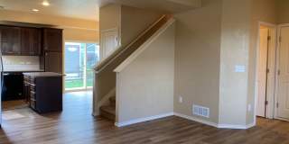 Lovely 3 Bed 2.5 Bath Home in Timbervine Gallery 8