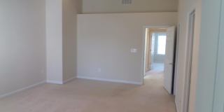47574 ROYAL BURNHAM Terrace Gallery 21