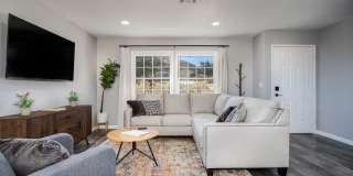 60206 Latham Gallery 6