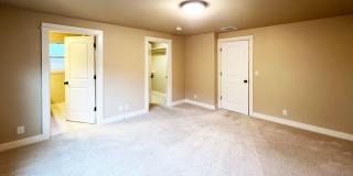 1434 Leaf Lane Gallery 21