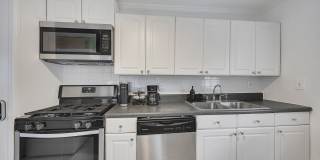 1040 Herndon Street NW Gallery 10