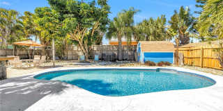 6892 GULF WINDS Drive Gallery 26