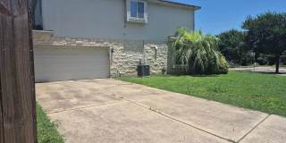 Spacious 3 bd home in a wonderful community. Gallery 6