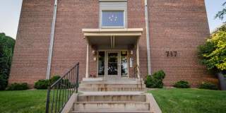 717 University Ave SE Gallery 5