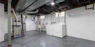 2143 Lancaster Street Gallery 20