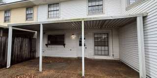 SPACIOUS COZY TOWNHOME IN GATED COMMUNITY Gallery 26