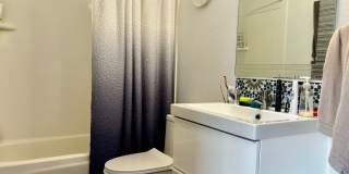 3221 TG FRANKLIN AVENUE FLATS LLC Gallery 17