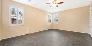 Southern Highlands Beauty with Expansive Loft & Designer Upgrades! Gallery 7