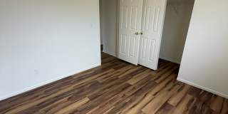 585 E 78th Dr Gallery 21