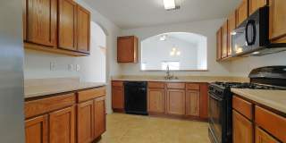 Charming 3 Bed 2.5 Bath Home in Rio Rancho! Gallery 5