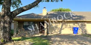 Duplex in Midway ISD! Gallery 1
