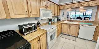 15462 GULF BOULEVARD Gallery 66