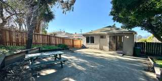 Fantastic House with Expansive Backyard and Large Detached Garage Gallery 5