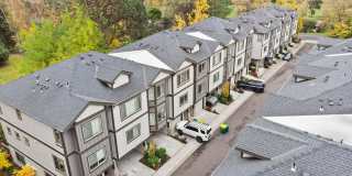 Modern 3-Bedroom Townhome-Style Home with Attached Garage, Private Patio & En-Suite Bathrooms in Tigard Modern 3-Bedroom Townhome-Style Home with Attached Garage, Private Patio & En-Suite Bathrooms in Tigard Gallery 1