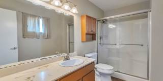 6 Bedroom 3.5 Bathroom Tri-Level Home In Tempe close to ASU Gallery 13