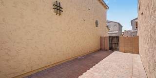 1944 N 77TH Glen Gallery 33