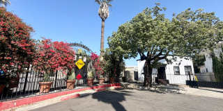 2 bed 1 bath SFH near USC with gated parking Gallery 6