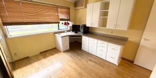 2 Bedroom 1.5 Bathroom 2 Parkings at Nuuanu Streamside Spacious Ground Floor Unit Available Now! Gallery 12
