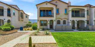 Fully-Furnished End Unit Gilbert Home in Warner Meadow Community Gallery 1