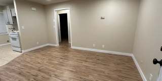 Duplex Front Unit!!! Gallery 4