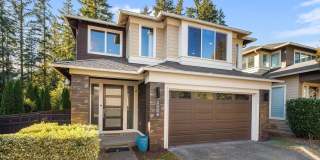 Stunning 4 Bedroom Corner-Lot Home with Gourmet Kitchen and Outdoor Fireplace Gallery 1