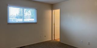 Spacious West-Side Tri-Level Home Gallery 25