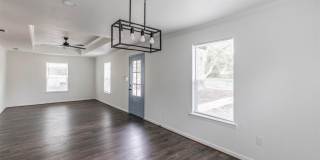 2208 Gurley Avenue Gallery 12