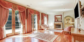 725 N FOOTHILL Rd Gallery 28