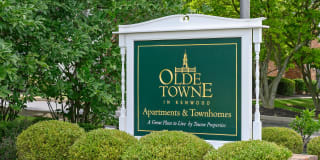 Olde Towne In Kenwood Gallery 21