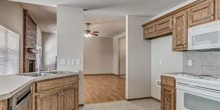 4 Bed | 2 Bath + Edmond Schools + North Hampton Addition Gallery 15