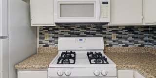 Henderson!!! 4 Bedrooms!! Single Story!! 2 car garage!! Big Back Yard!!! No HOA!! All Appliances!! Gallery 6