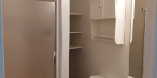 Four Bedroom Near UNC Gallery 6