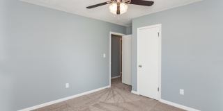 704 Joyner St Gallery 16